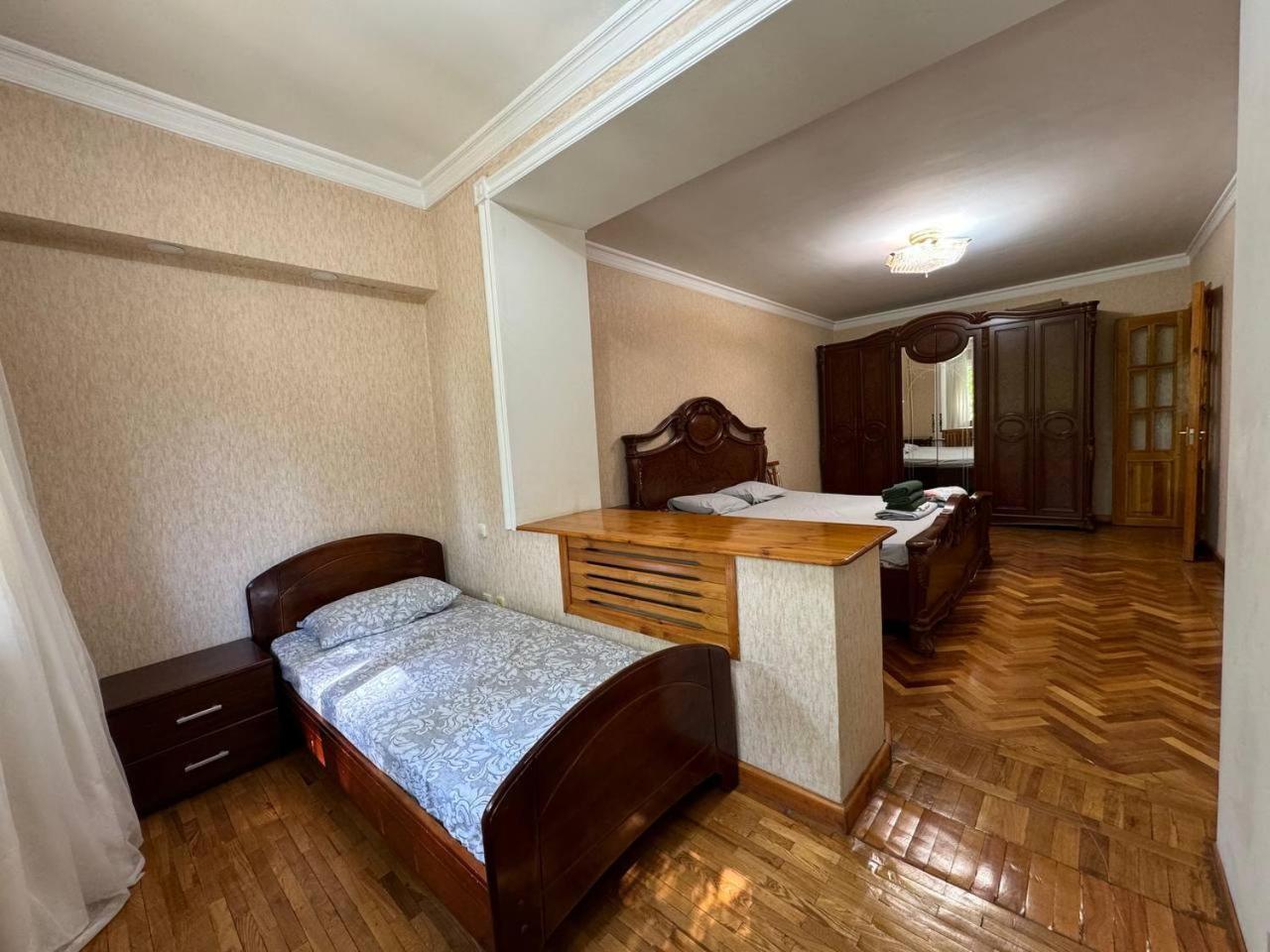Апартаменты У Парка Голубые Купола И Цум Apartments At Blue Dome Park Tashkent Bagian luar foto