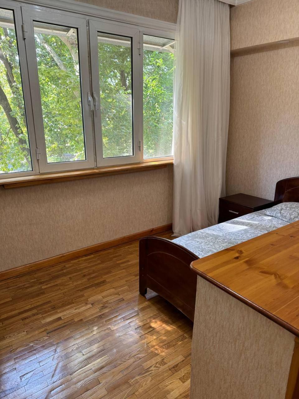 Апартаменты У Парка Голубые Купола И Цум Apartments At Blue Dome Park Tashkent Bagian luar foto